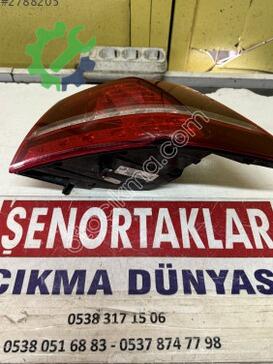 Volkswagen Golf Sağ Arka Stop 81230201 çıkma parça