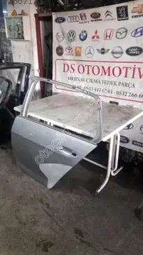 Volkswagen Golf Sol Arka Kapı çıkma parça