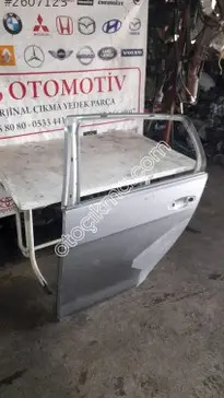 Volkswagen Golf Sol Arka Kapı çıkma parça