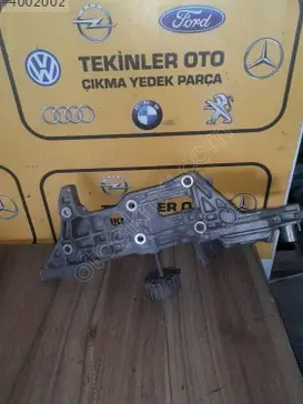 Volkswagen Golf Klima Kompresörü çıkma parça