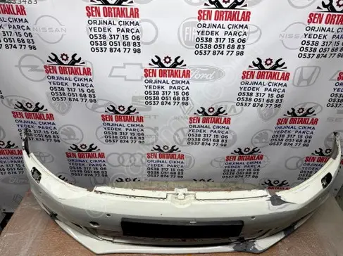 Volkswagen Jetta Ön Tampon 5C6807221 çıkma parça