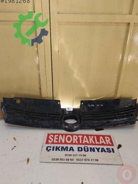 2011 Volkswagen Jetta Ön Panjur Çıkma Parça Sakarya