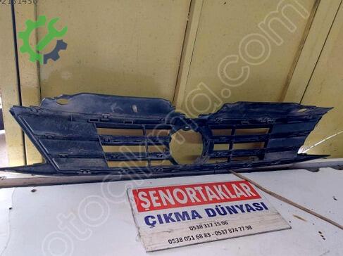 2015 Volkswagen Jetta Ön Panjur Çıkma Parça Sakarya