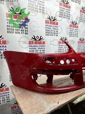Volkswagen Jetta Ön Tampon 1K0807221D çıkma parça
