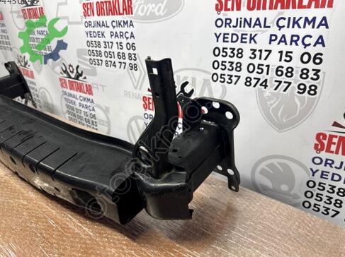 Volkswagen Passat Ön Tampon Demiri B7-124403 çıkma parça