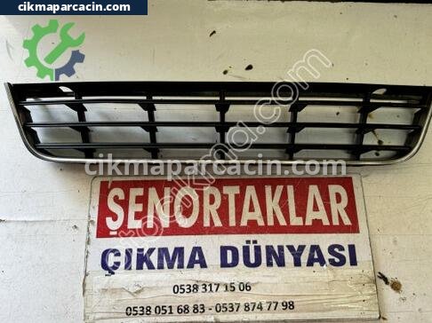 Volkswagen Passat Tampon Alt Izgara çıkma parça