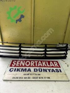 VOLKSWAGEN PASSAT ORİJİNAL TAMPON ALT IZGARA