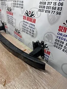 Volkswagen Polo Ön Tampon Demiri 6Q0806563564A çıkma parça