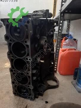 Volkswagen Transporter Yarım Motor çıkma parça
