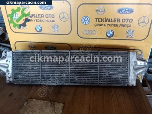 Volkswagen Transporter Intercooler Radyatörü çıkma parça