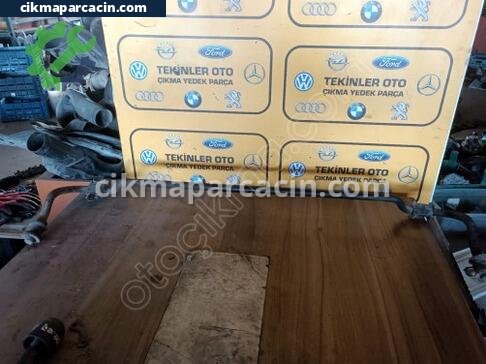 Volkswagen Transporter Viraj Demiri çıkma parça