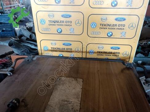 Volkswagen Transporter Viraj Demiri çıkma parça