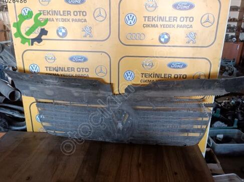 Volkswagen Transporter Ön Panjur çıkma parça