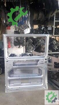 Volkswagen Transporter Sağ Sürgülü Kapı çıkma parça