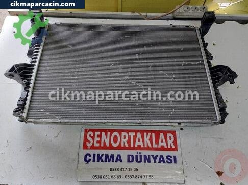 Volkswagen Transporter Su Radyatörü çıkma parça