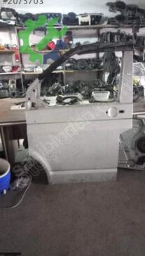 Volkswagen Transporter Sol Ön Kapı çıkma parça