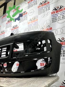 Volkswagen Transporter Ön Tampon 7E0807221 çıkma parça