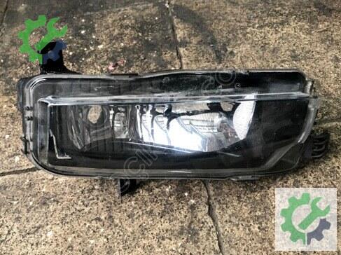 Volkswagen Transporter Sağ Sis Farı 7E0941661 çıkma parça
