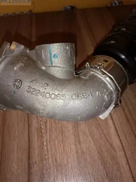 Volvo XC60 Intercooler Borusu 32240065 çıkma parça