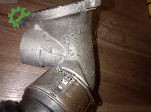 Volvo XC60 Intercooler Borusu 32240065 çıkma parça