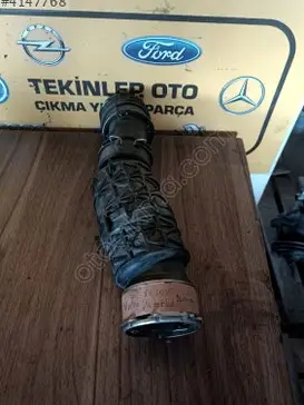 Volvo XC60 Intercooler Borusu 32325435 çıkma parça