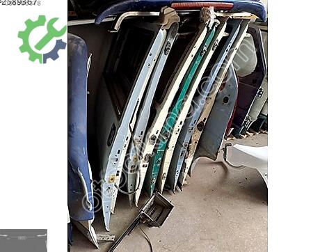 Volkswagen Transporter Kapı (Arka Sağ) çıkma parça