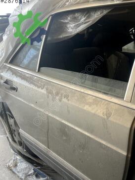 Mercedes-Benz 500 Kapı Menteşesi çıkma parça