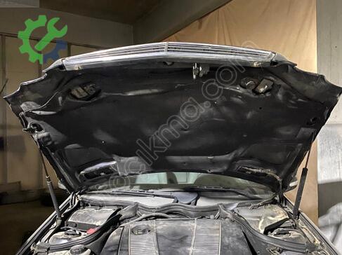 Mercedes-Benz C Serisi Ön Kaput çıkma parça