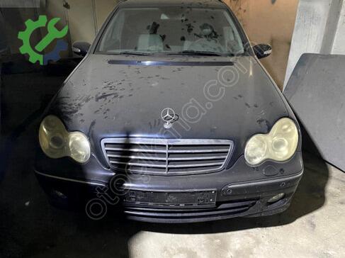 Mercedes-Benz C Serisi Ön Kaput çıkma parça