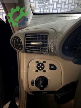 Mercedes-Benz C Serisi Far Anahtarı çıkma parça