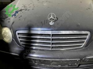 W203 kasa Mercedes ön amblem