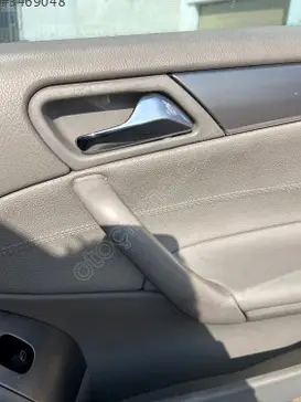 Mercedes-Benz C Serisi Kapı Kolu çıkma parça