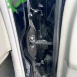 W203 Mercedes kapı menteşesi