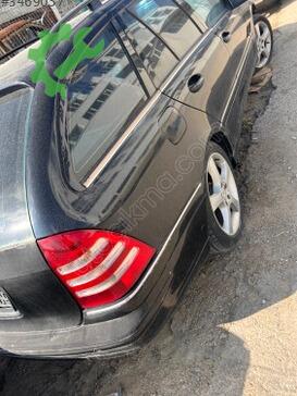 Mercedes-Benz C Serisi Kapı Çıtası çıkma parça