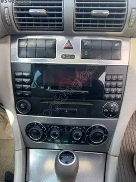 Mercedes-Benz C Serisi Teyp çıkma parça