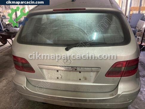 Mercedes-Benz B Serisi Bagaj Kapağı çıkma parça
