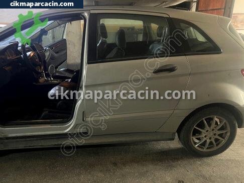 Mercedes-Benz B Serisi Arka Dingil çıkma parça
