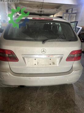Mercedes-Benz B Serisi Arka Dingil çıkma parça
