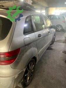 W245 b180 cdi kesme arka çamurluk