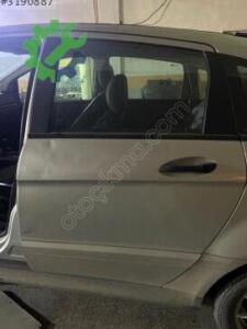 W245 b180 cdi sol arka kapı