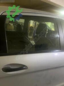 W245 b180 kapı camı