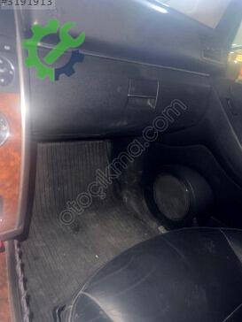 Mercedes-Benz B Serisi Torpido Kapağı çıkma parça