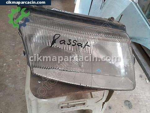 Volkswagen Passat Sağ Ön Far çıkma parça