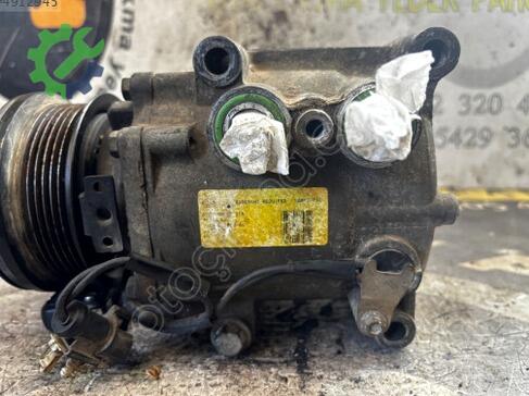 Mazda 2 Klima Kompresörü YS4H19D629 çıkma parça