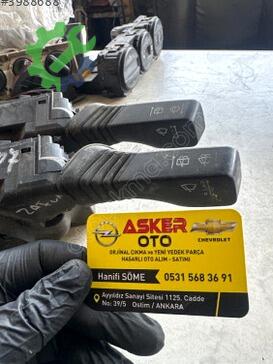 Opel Zafira Silecek Kolu çıkma parça