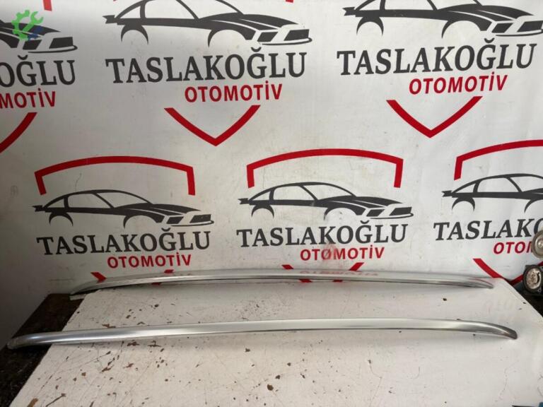 Skoda 135 Tavan çıkma parça