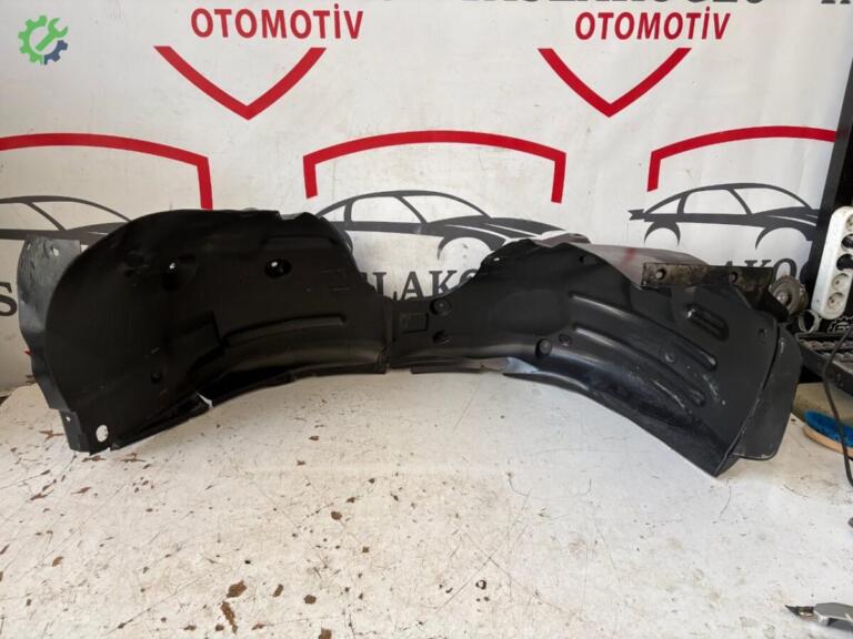 BYD Dolphin Sağ Davlumbaz çıkma parça