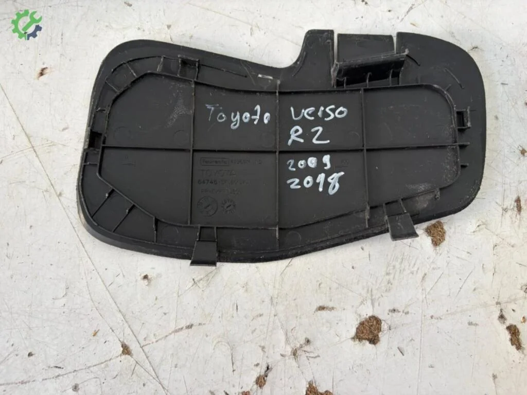 Toyota Verso İç Trim 64746DF020 çıkma parça