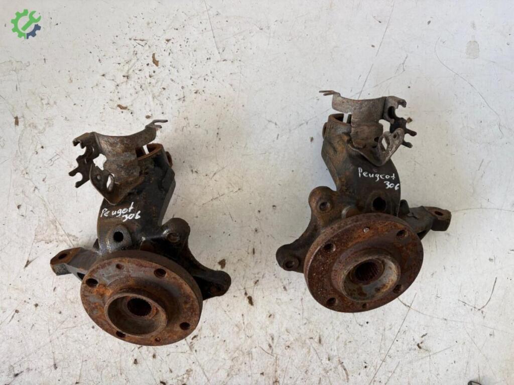 Peugeot 306 Sol Ön Taşıyıcı çıkma parça