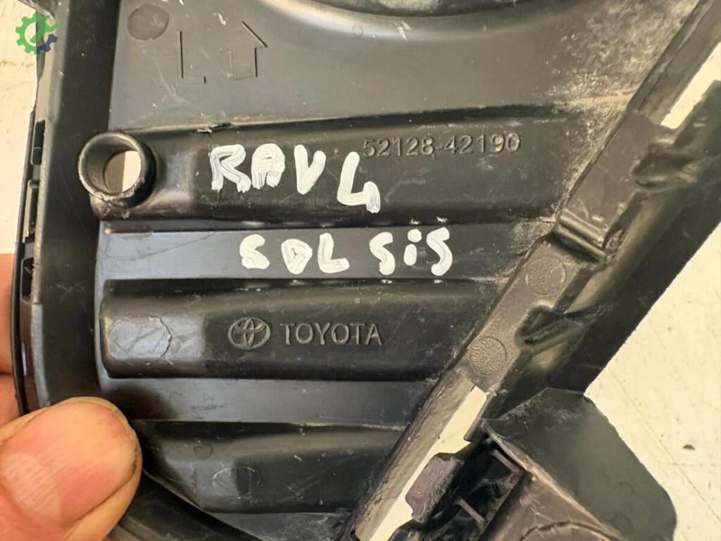 Toyota RAV4 Sis Farı Çerçevesi çıkma parça